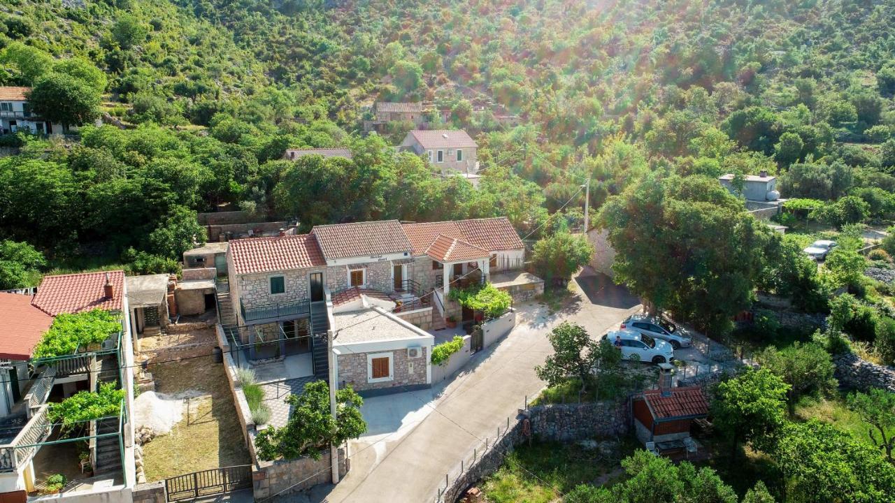Holiday Home Skevini Dvori Стариград-Паклениця Екстер'єр фото